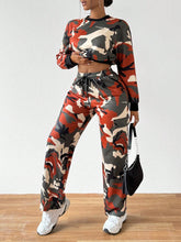 Camouflage Printed Cropped Sweatshirt And Drawstring Waist Jogger Pants Two Piece Set
